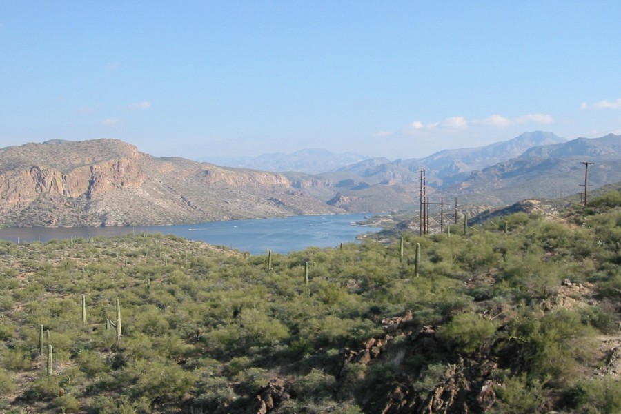 ../image/scenes along the apache trail .jpg